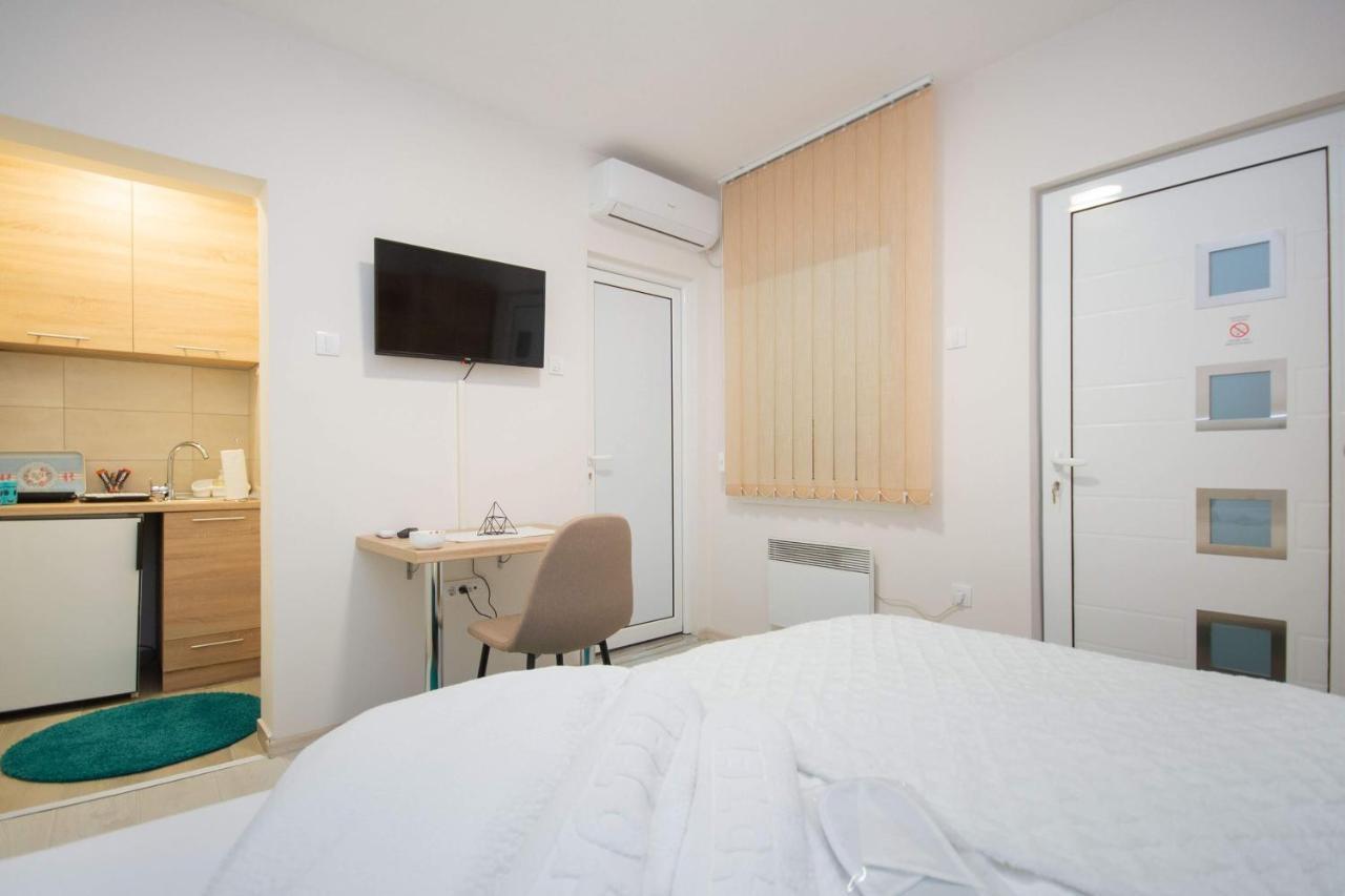 Cvetni Trg Hotell Belgrad Exteriör bild