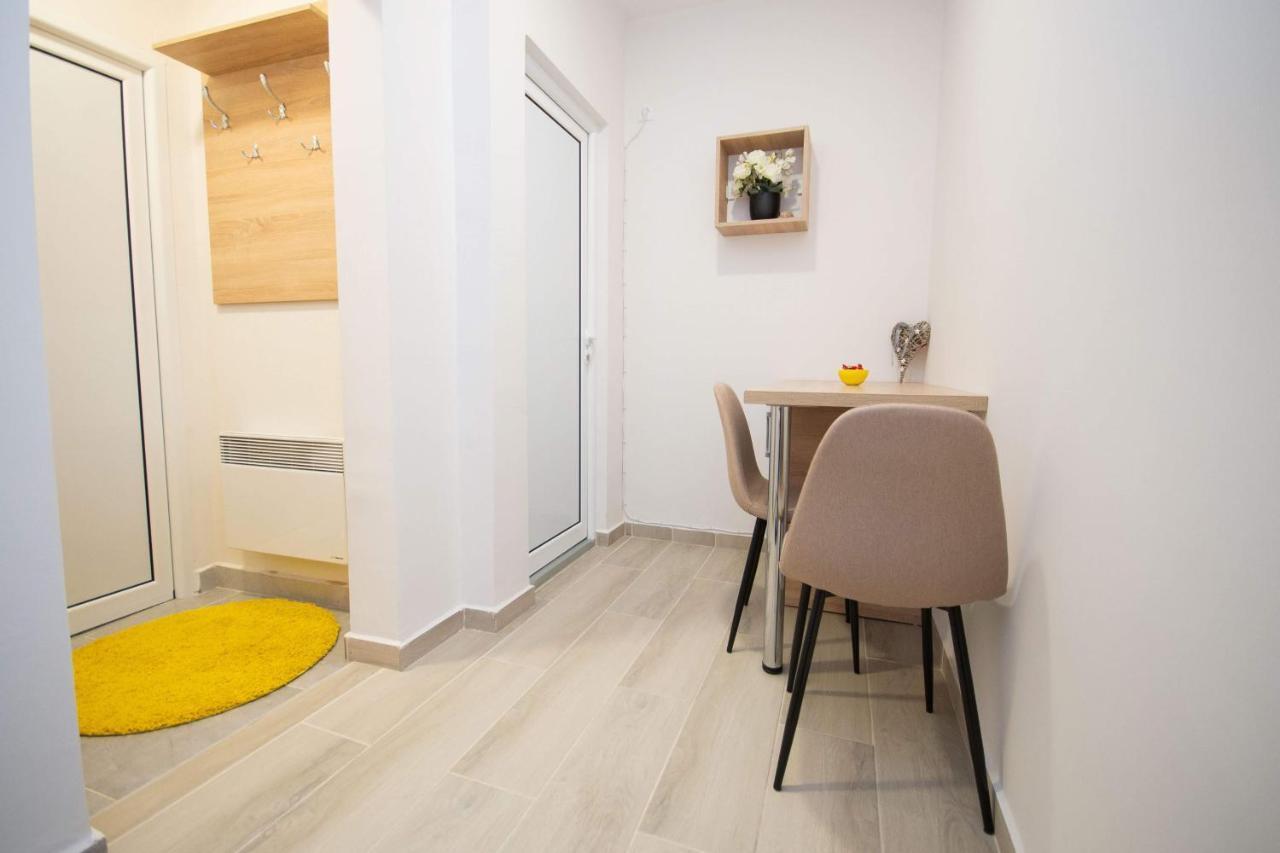 Cvetni Trg Hotell Belgrad Exteriör bild