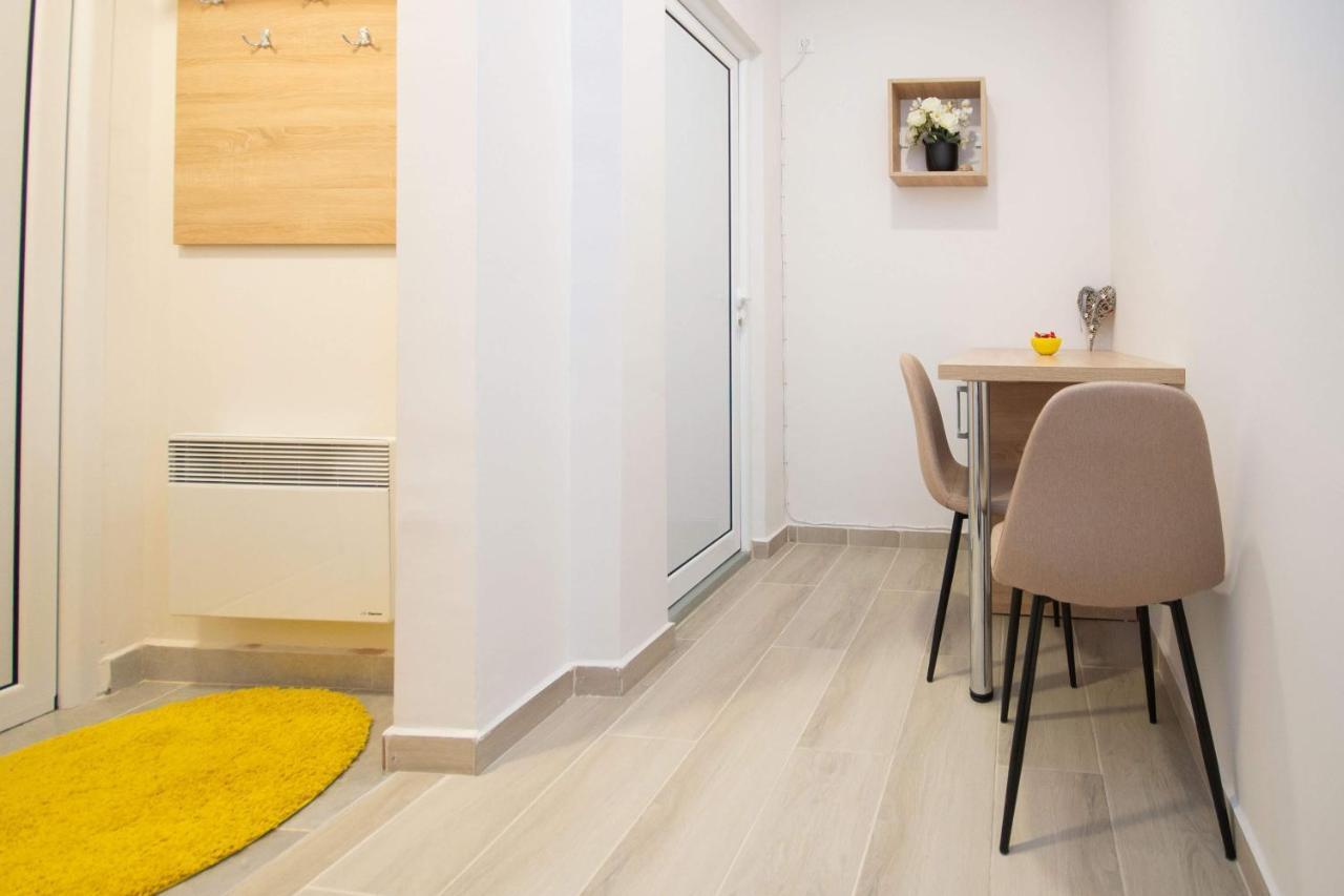 Cvetni Trg Hotell Belgrad Exteriör bild